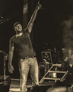 Luke Bryan Albuquerque